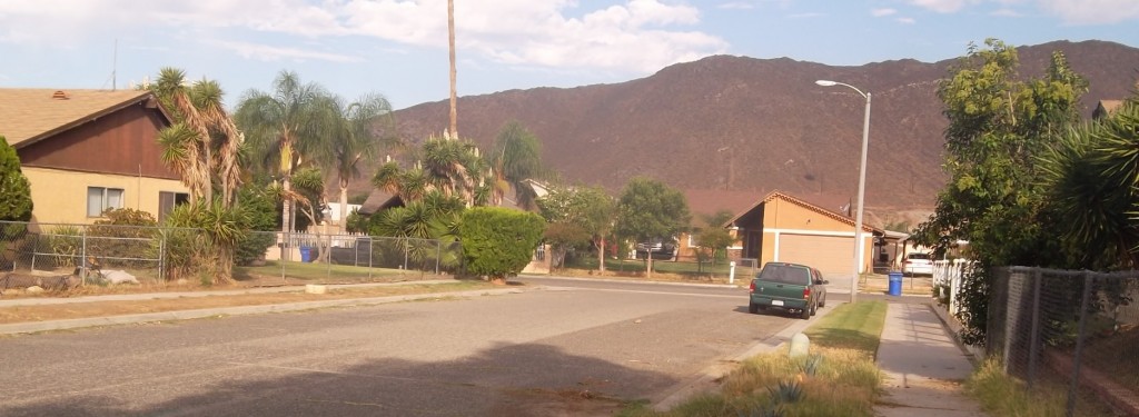 A walk through the Demeter Neighborhood shows its beautiful scenic mountain ranges, as well as the neighborhood's potential