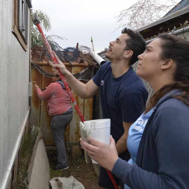 Eden Lutheran Church, UCR Habitat Chapter, and UCR Sigma Pi Alpha